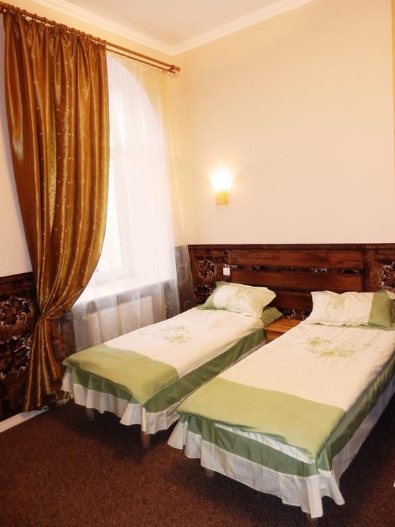 Guest House De Rishelye Odesa Exterior photo