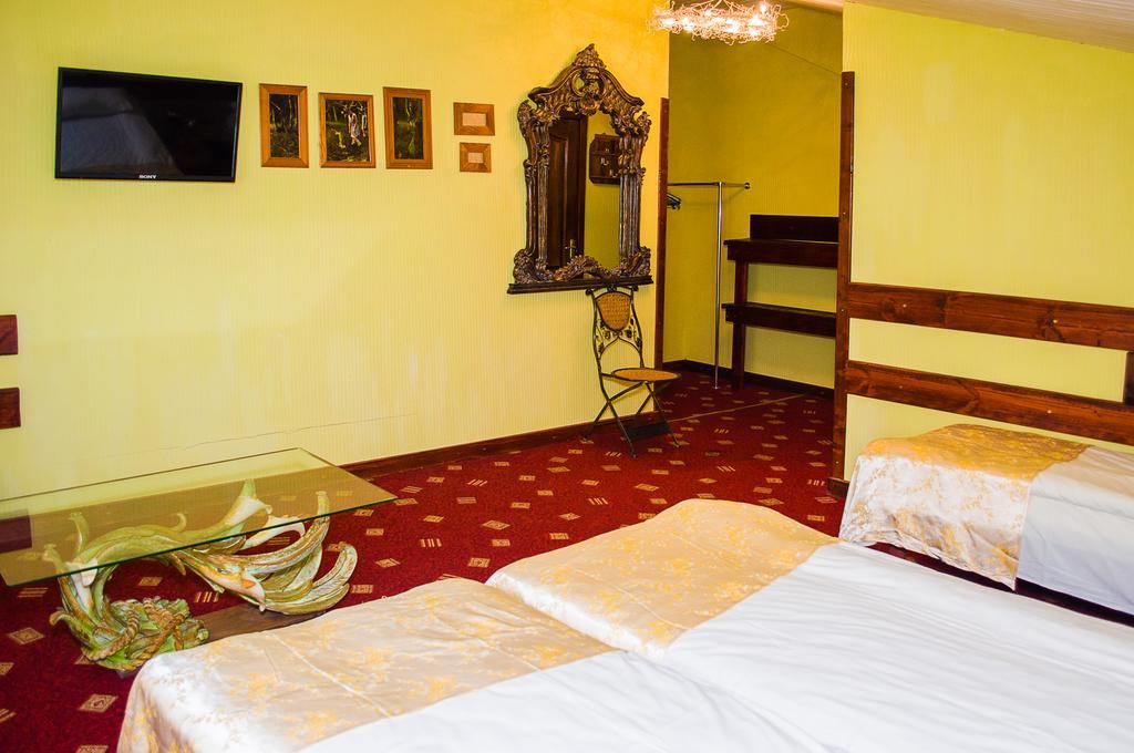 Guest House De Rishelye Odesa Exterior photo