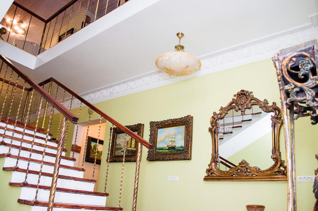 Guest House De Rishelye Odesa Exterior photo