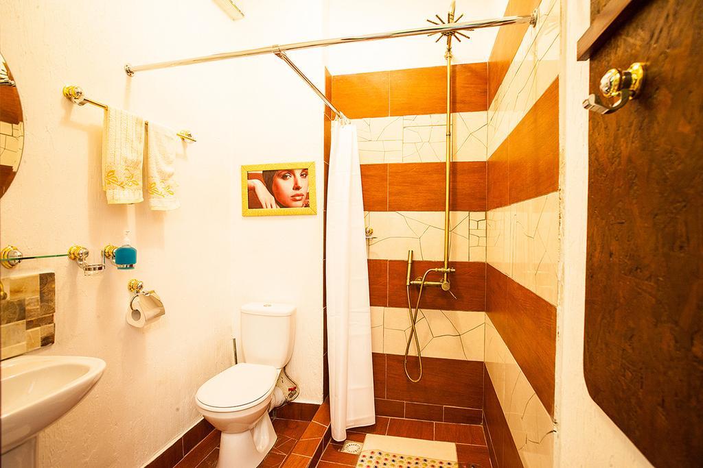 Guest House De Rishelye Odesa Exterior photo