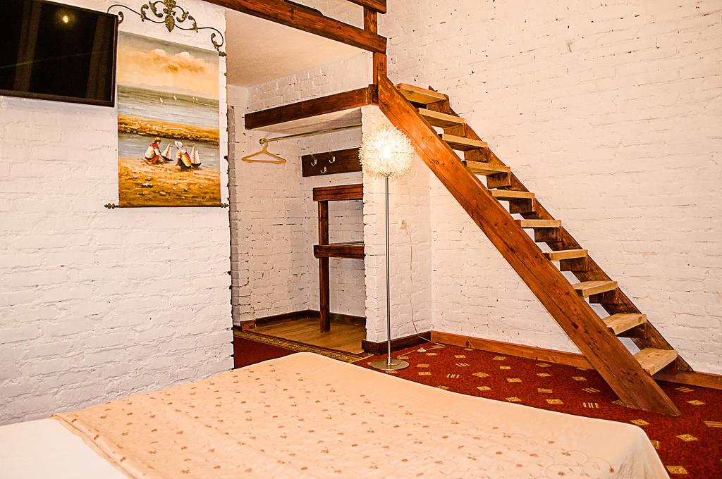 Guest House De Rishelye Odesa Exterior photo